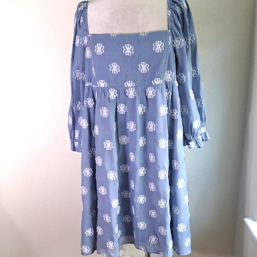 Versona Women’s Dress XL Blue White Embroidery Square Puff Sleeve Off Shoulder